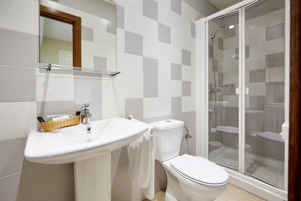 Hostal Campo Nuevo 산루카데바라메다 객실 사진